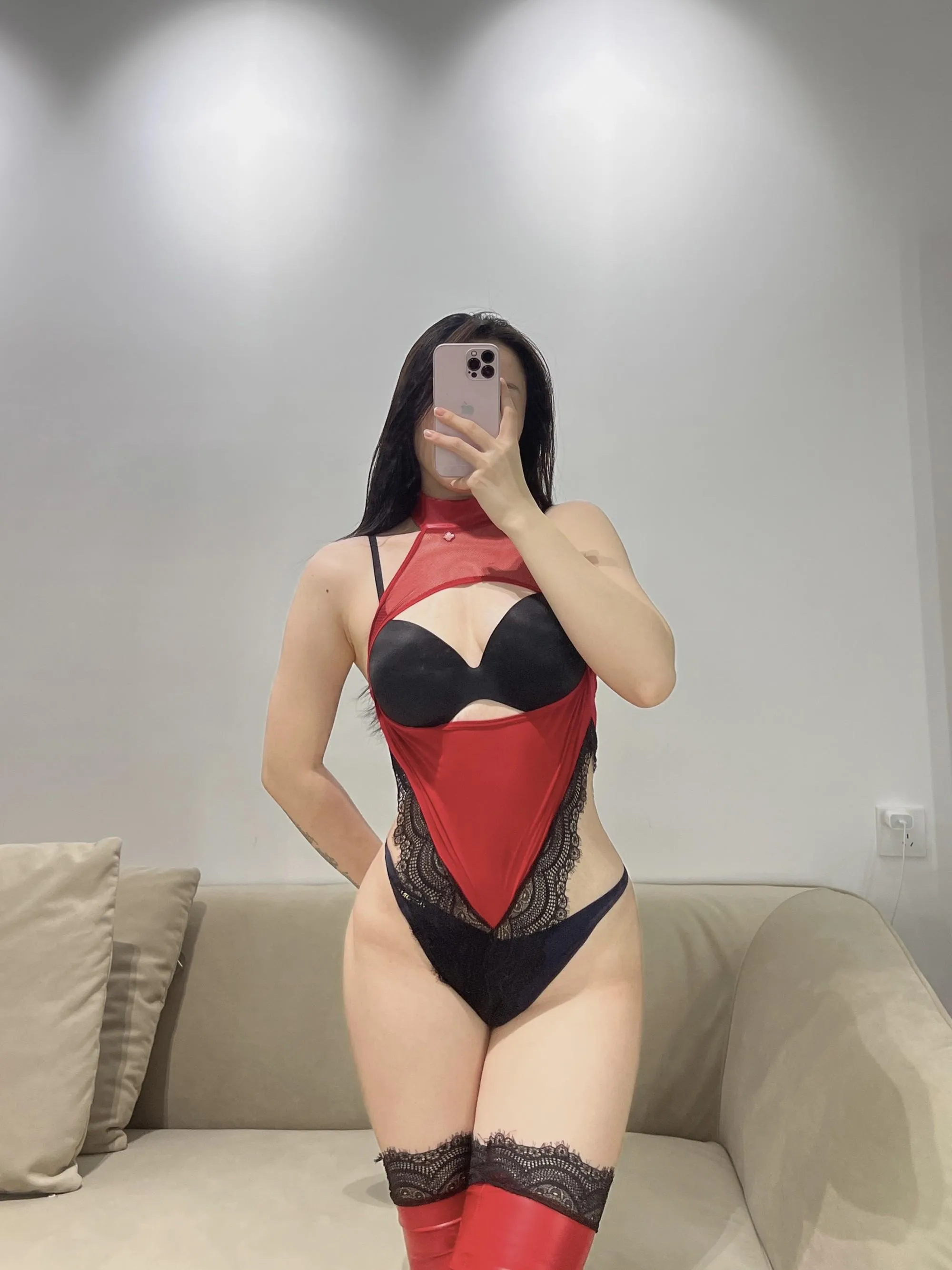 NO.023 铁锤姐姐-微密圈系列 红皮爱意 [22P]插图3
